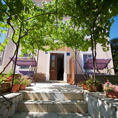Apartmani Loreta Mali Losinj Luaran gambar