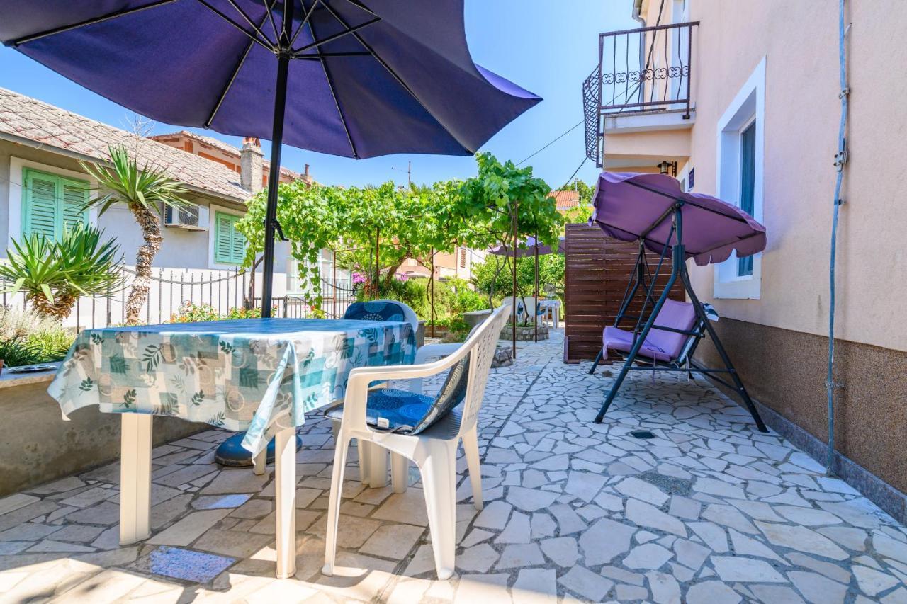 Apartmani Loreta Mali Losinj Luaran gambar