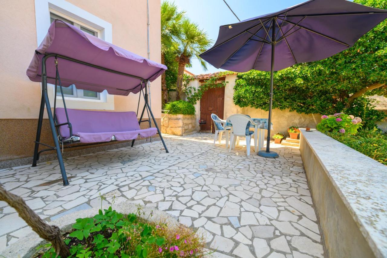 Apartmani Loreta Mali Losinj Luaran gambar