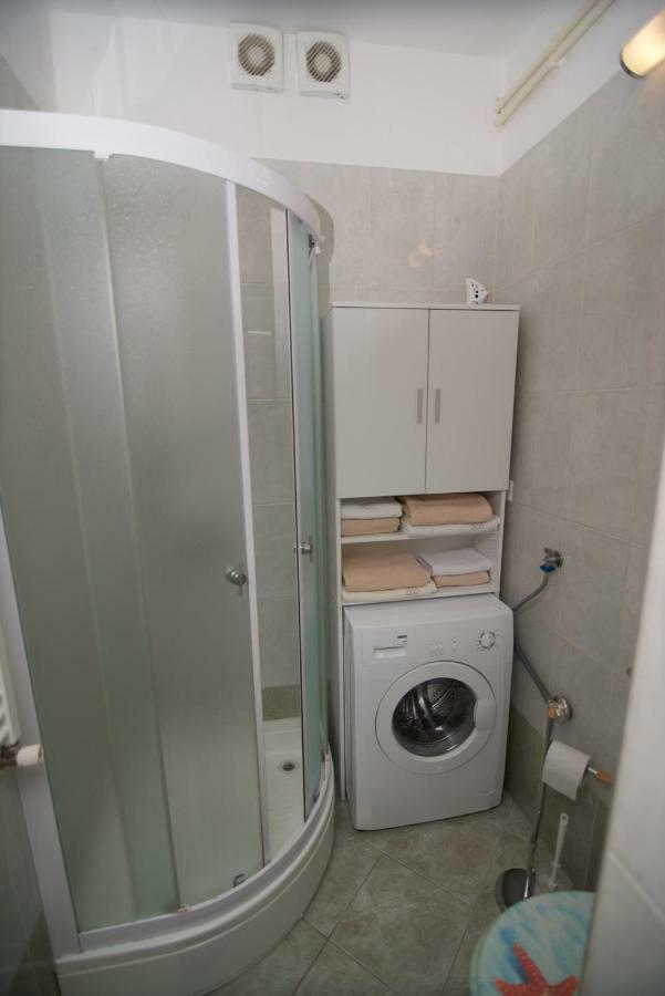 Apartmani Loreta Mali Losinj Luaran gambar