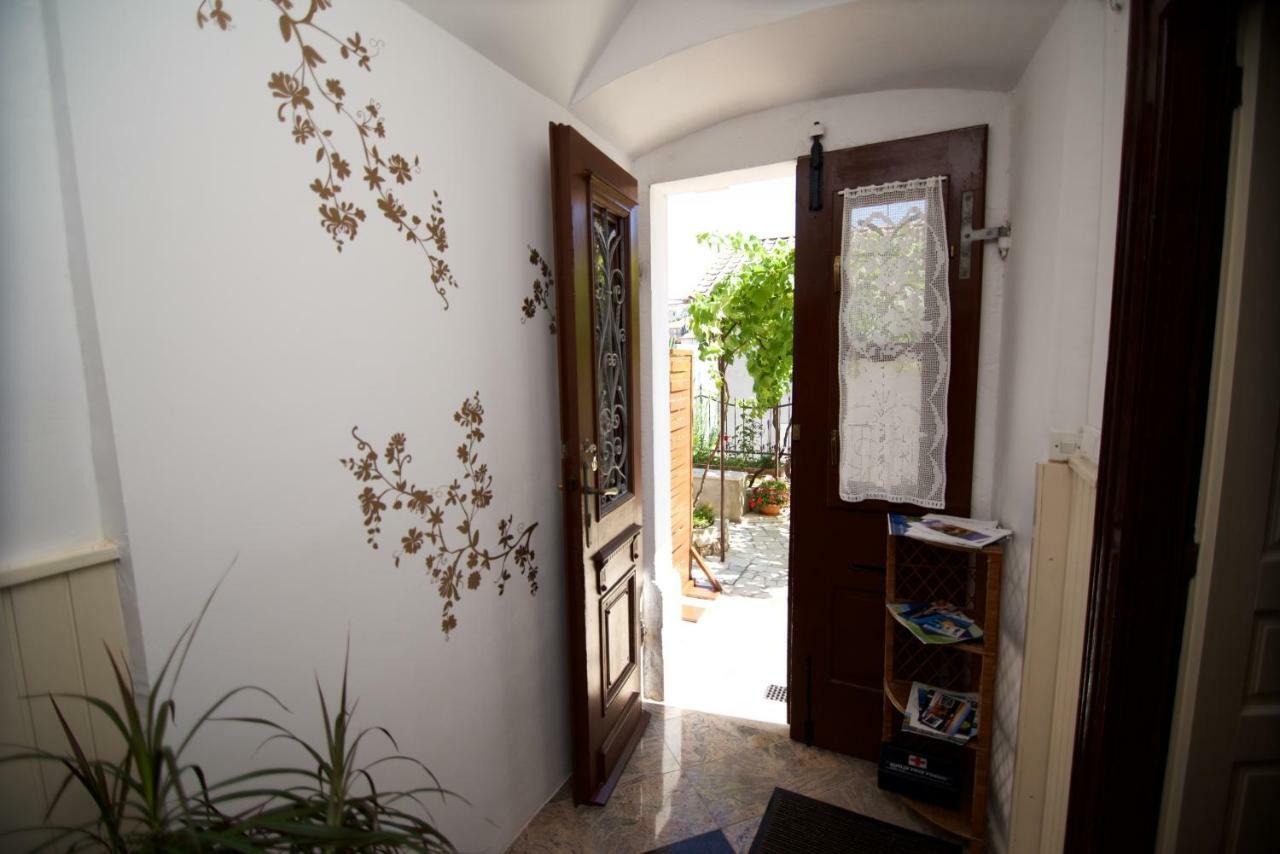 Apartmani Loreta Mali Losinj Luaran gambar