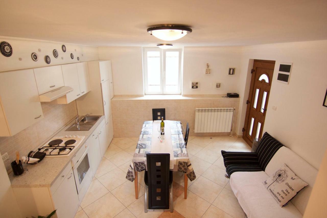 Apartmani Loreta Mali Losinj Luaran gambar